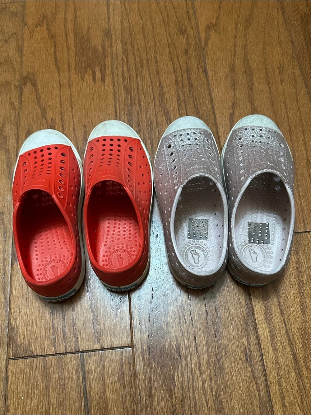 Native Kids Slip-On Sneakers in Red and Metallic pink bundle